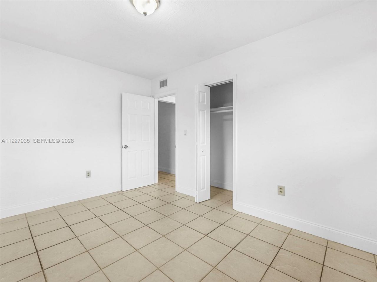 1460 NW 52nd St, Unit FRONT, Miami, FL 33142 Photo