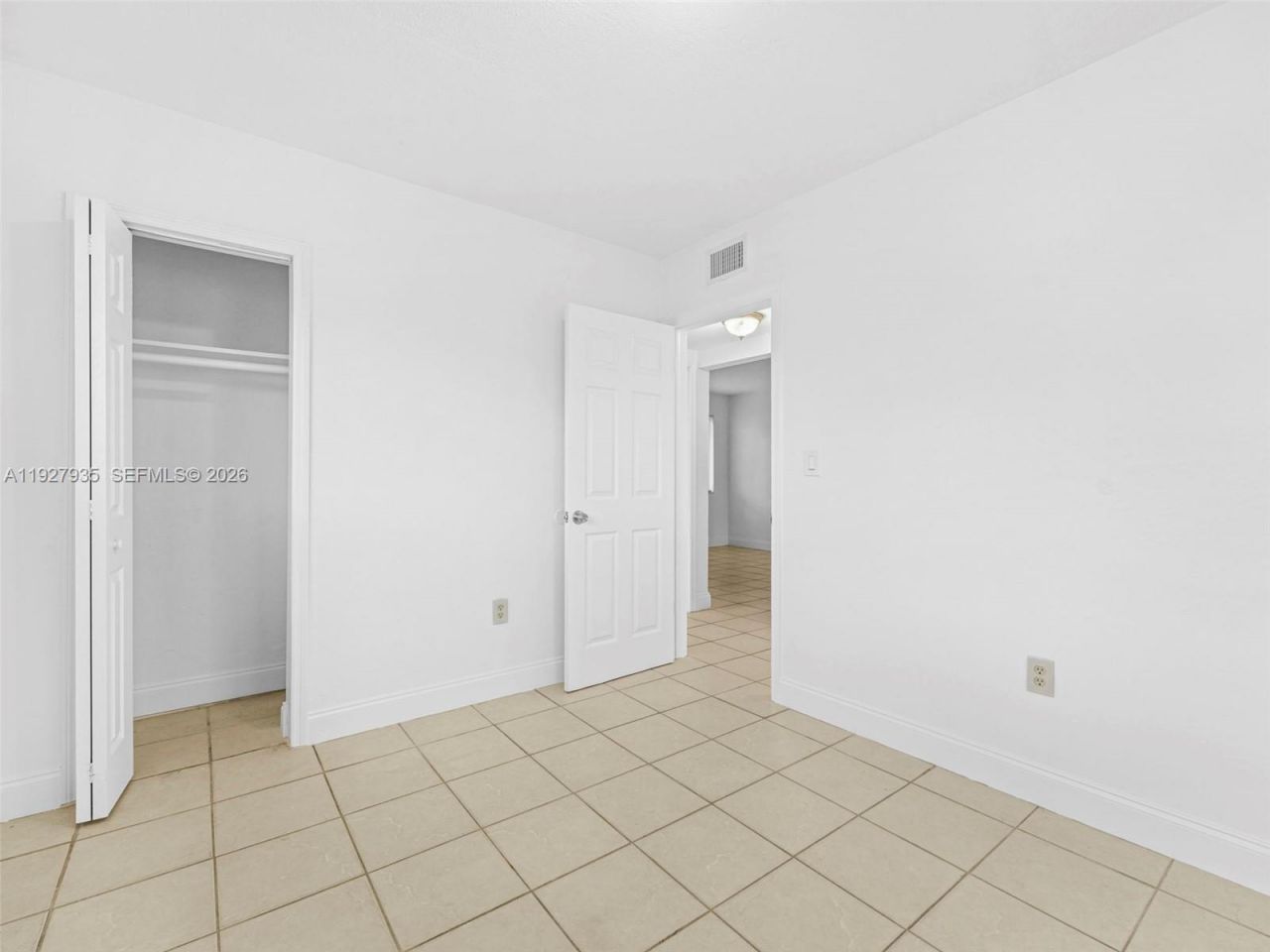 1460 NW 52nd St, Unit FRONT, Miami, FL 33142 Photo