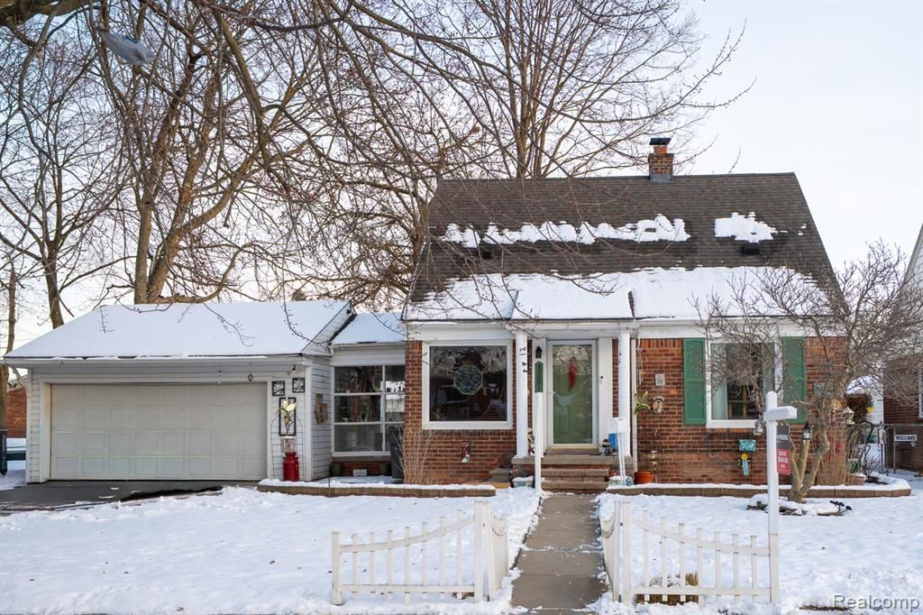 3201 Croissant Street, Dearborn, MI 48124 Main Photo