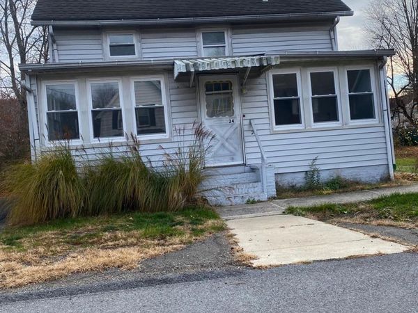 24 Hickory Avenue, Hillburn, NY 10931