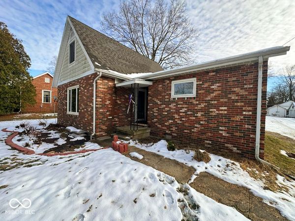 830 Jefferson Street, Covington, IN 47932