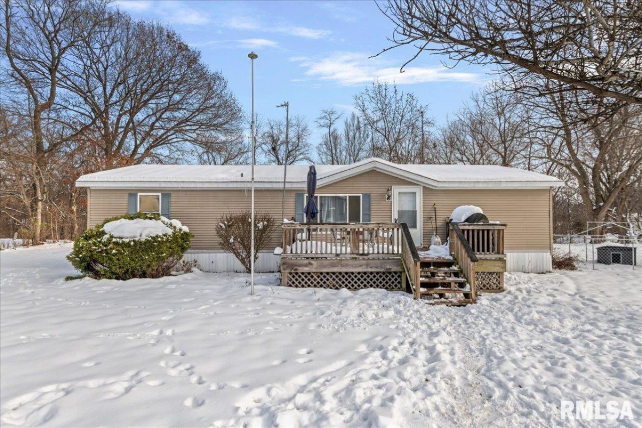 367 E Oak Street, Hettick, IL 62649 Main Photo