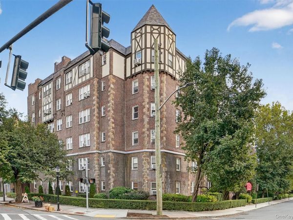 294 Bronxville Road, Unit 4C, Bronxville, NY 10708