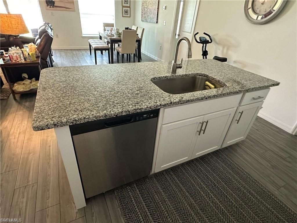 1009 NE 39th Ter, Cape Coral, FL 33909 Photo