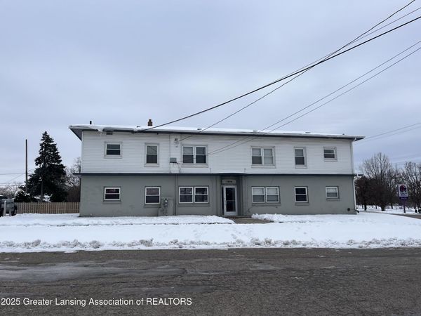 2808 N East Street, Lansing, MI 48906