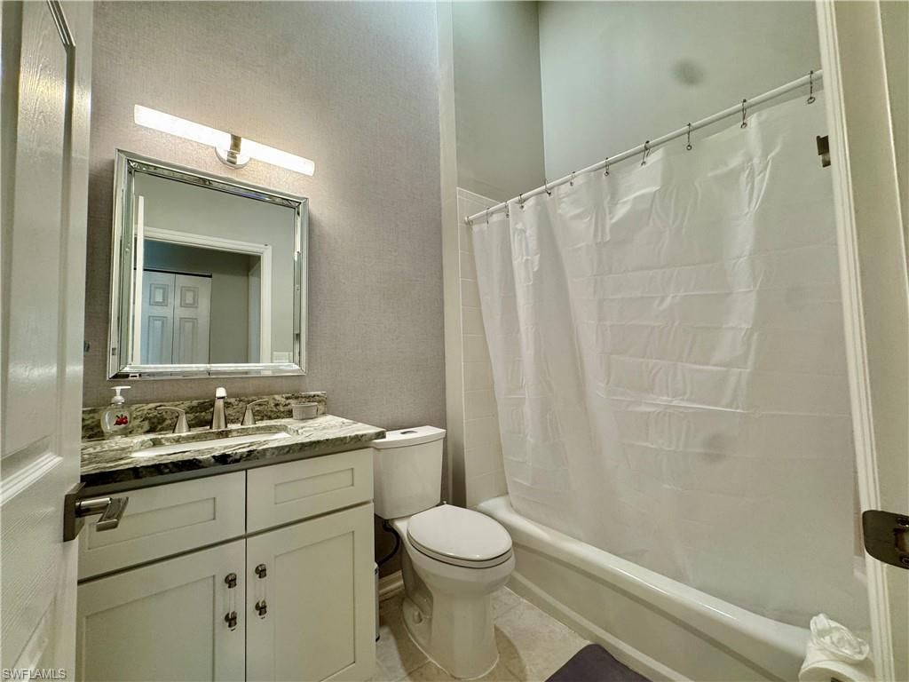 5045 Cedar Springs Dr, Unit 203, Naples, FL 34110 Photo
