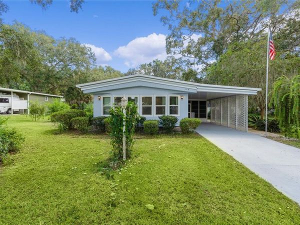 354 IVANHOE CIRCLE, LADY LAKE, FL 32159