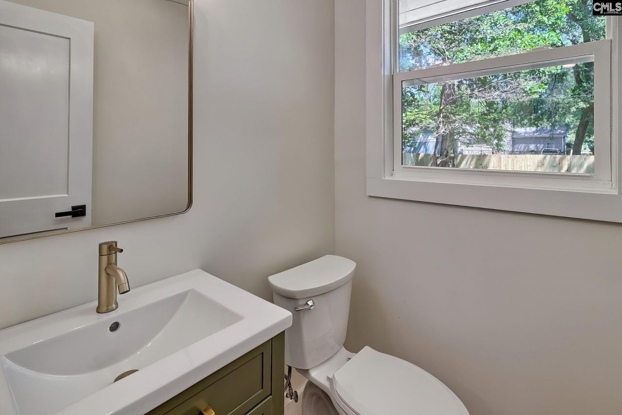 900 Michaelmas (aka "m" Ave) Avenue Photo 25