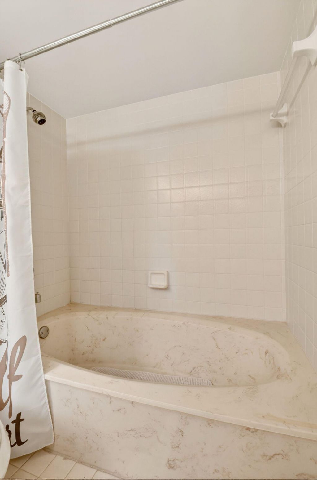 5785 Fairway Park Court, Unit 204, Boynton Beach, FL 33437 Photo