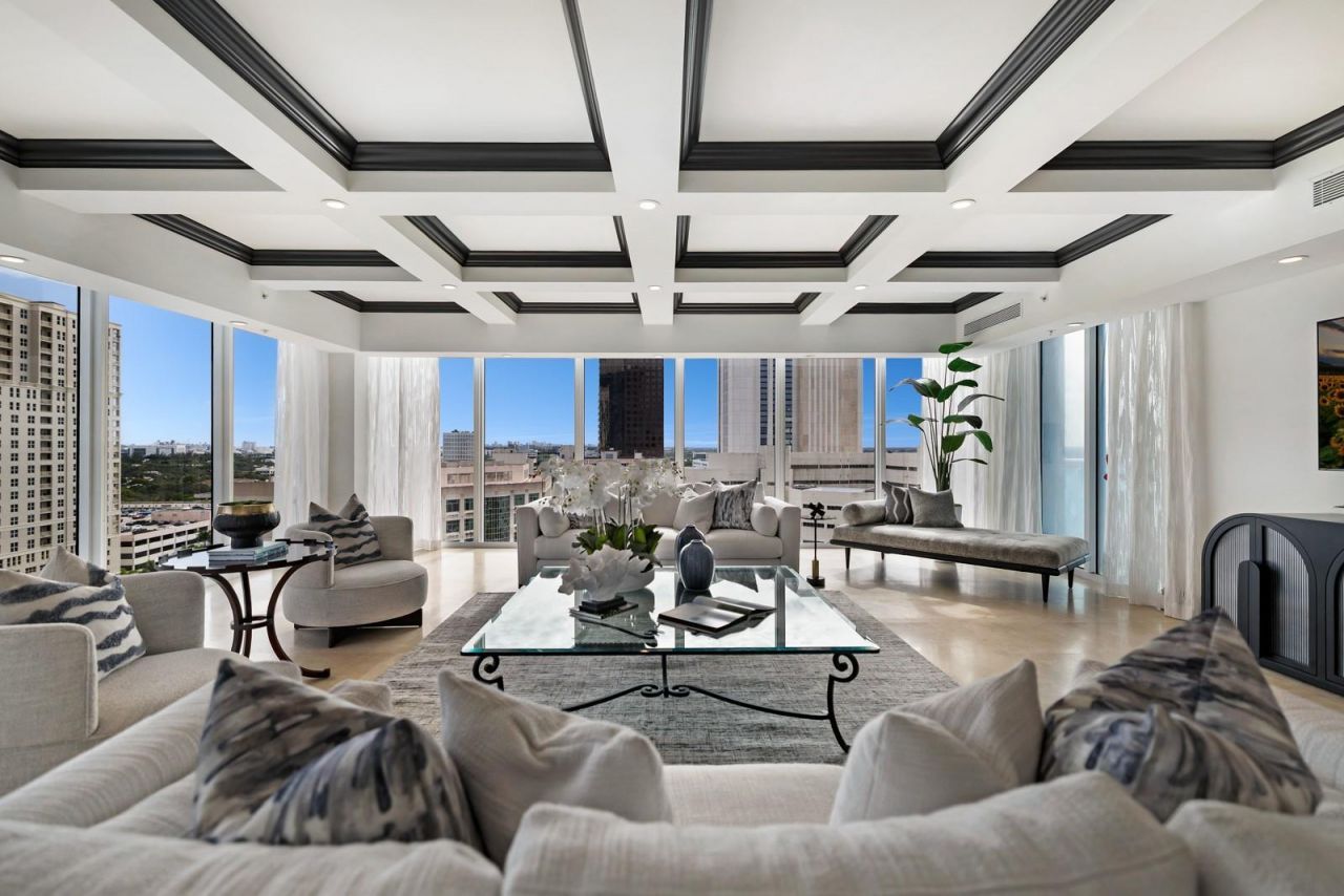 333 Las Olas Way, Unit 1610, Fort Lauderdale, FL 33301 Photo