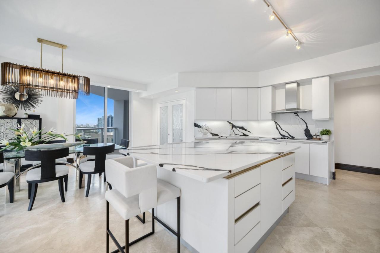 333 Las Olas Way, Unit 1610, Fort Lauderdale, FL 33301 Photo