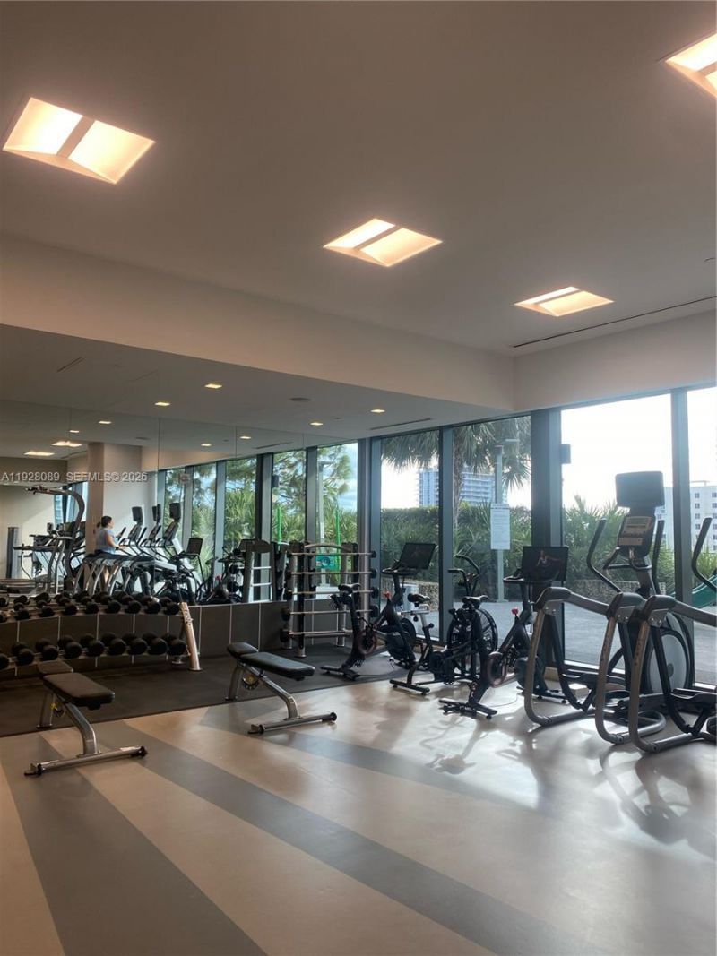 88 SW 7th St, Unit 3906, Miami, FL 33130 Photo