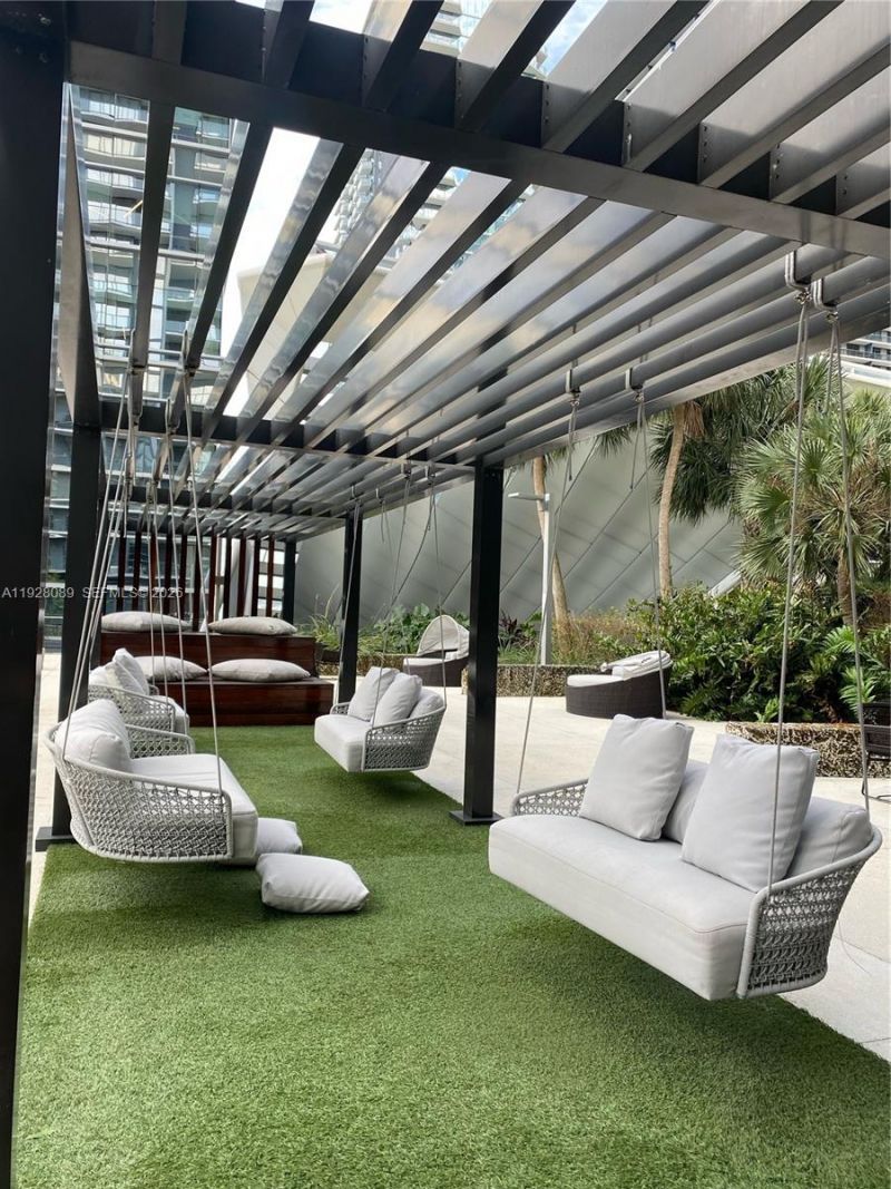 88 SW 7th St, Unit 3906, Miami, FL 33130 Photo