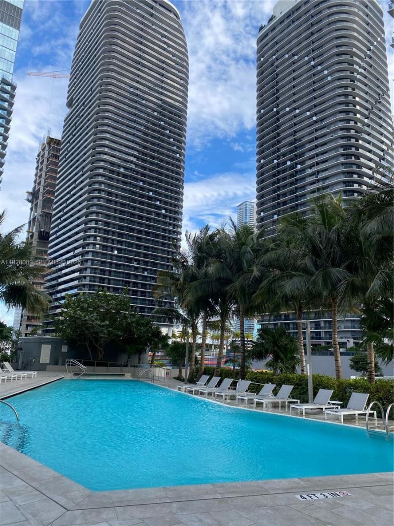 88 SW 7th St, Unit 3906, Miami, FL 33130 Photo