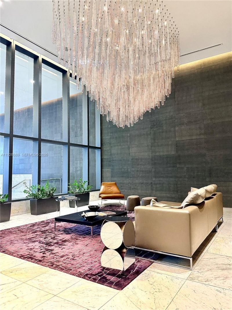 88 SW 7th St, Unit 3906, Miami, FL 33130 Photo