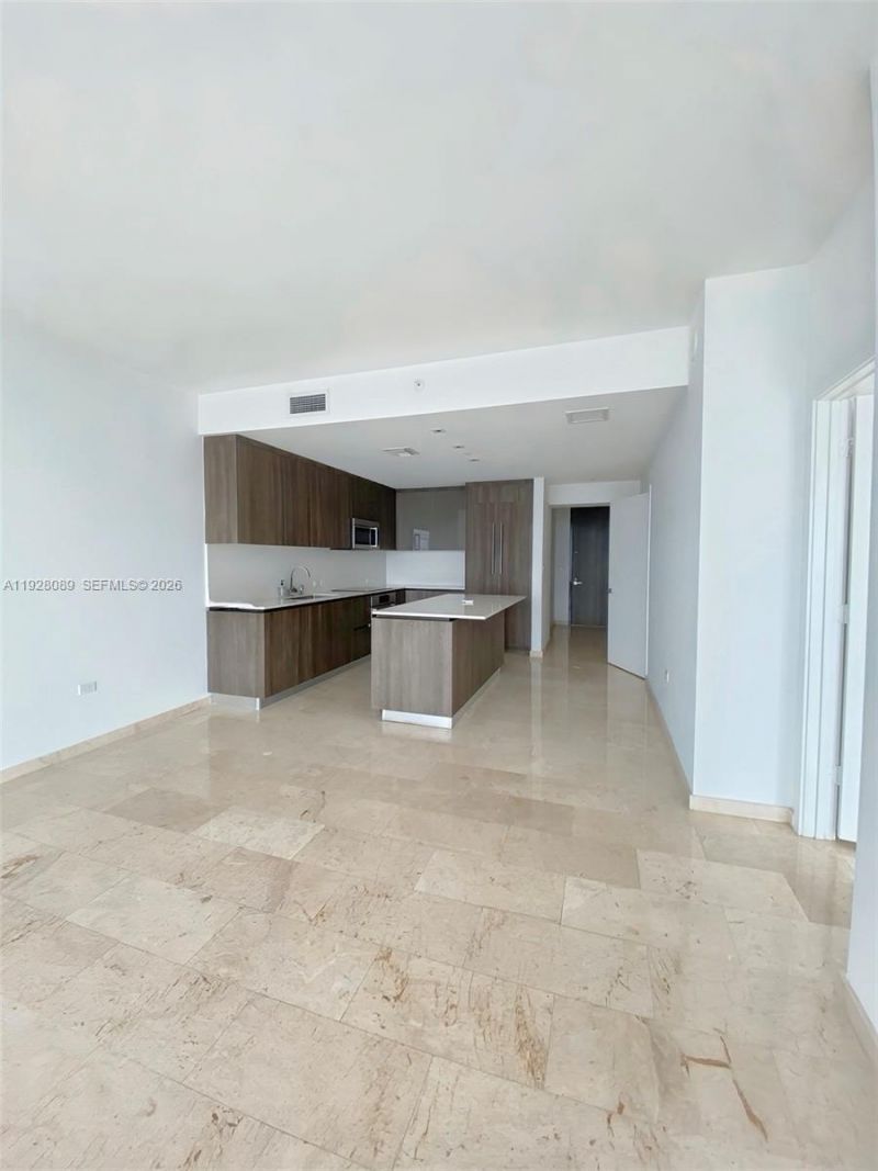 88 SW 7th St, Unit 3906, Miami, FL 33130 Photo
