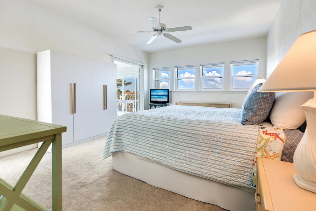 1508 Middle Gulf Dr, Sanibel, FL 33957 Photo