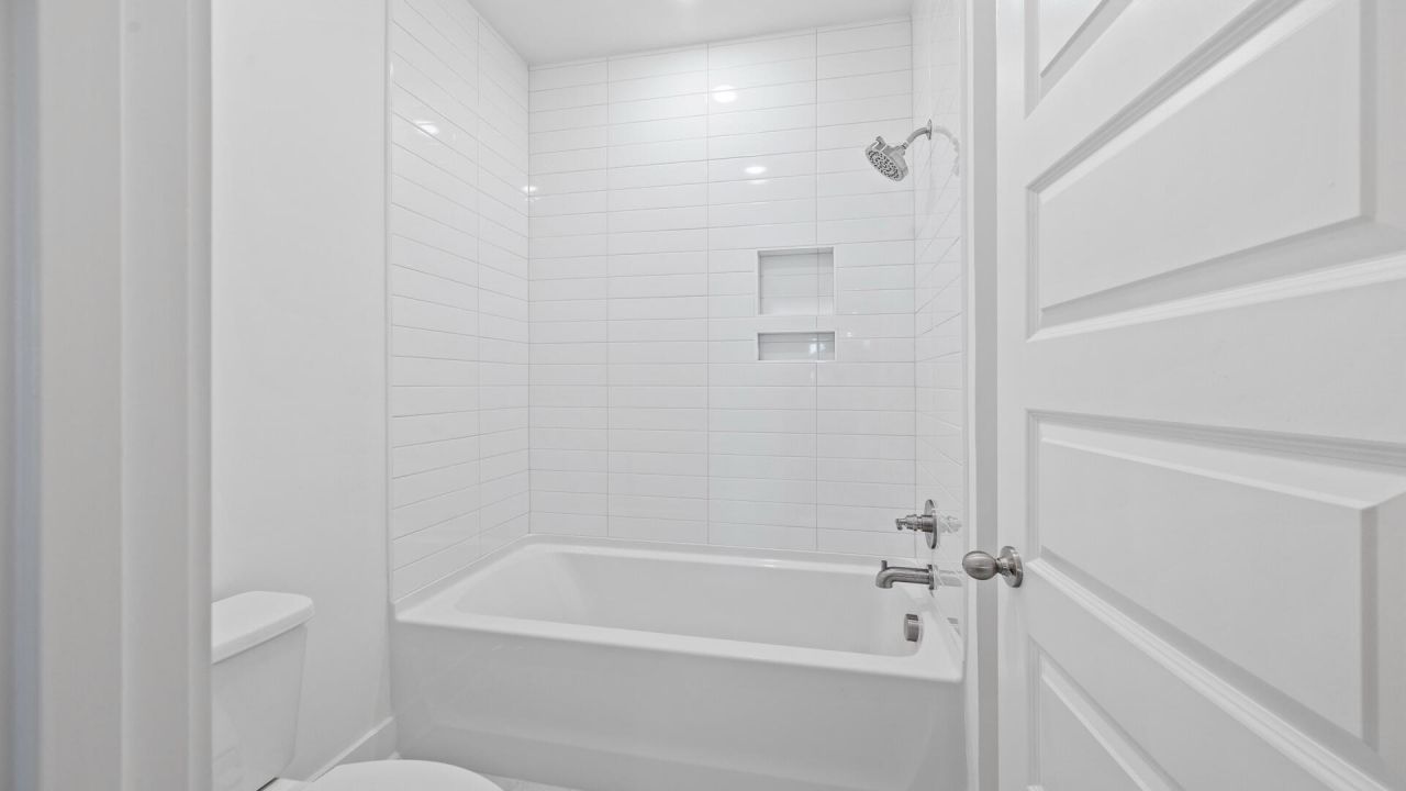 9240 Blue Jay Lane Photo 5