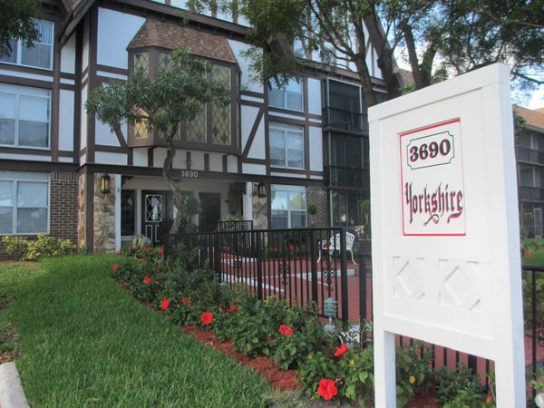 3690 Inverrary Drive, Unit 2C, Lauderhill, FL 33319