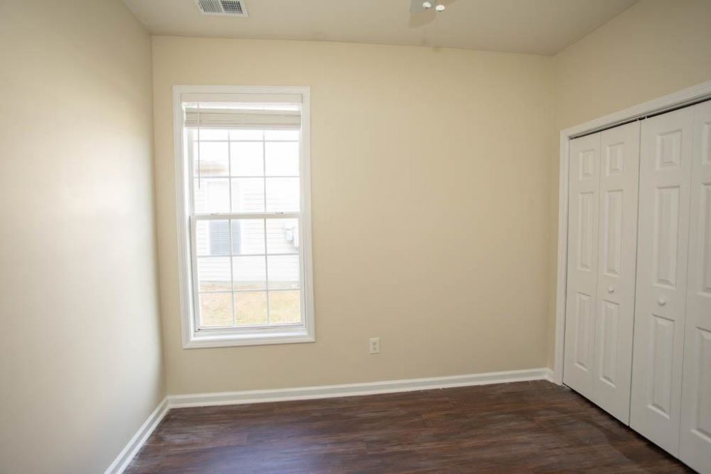 4693 Farm Lake Dr. Photo 27