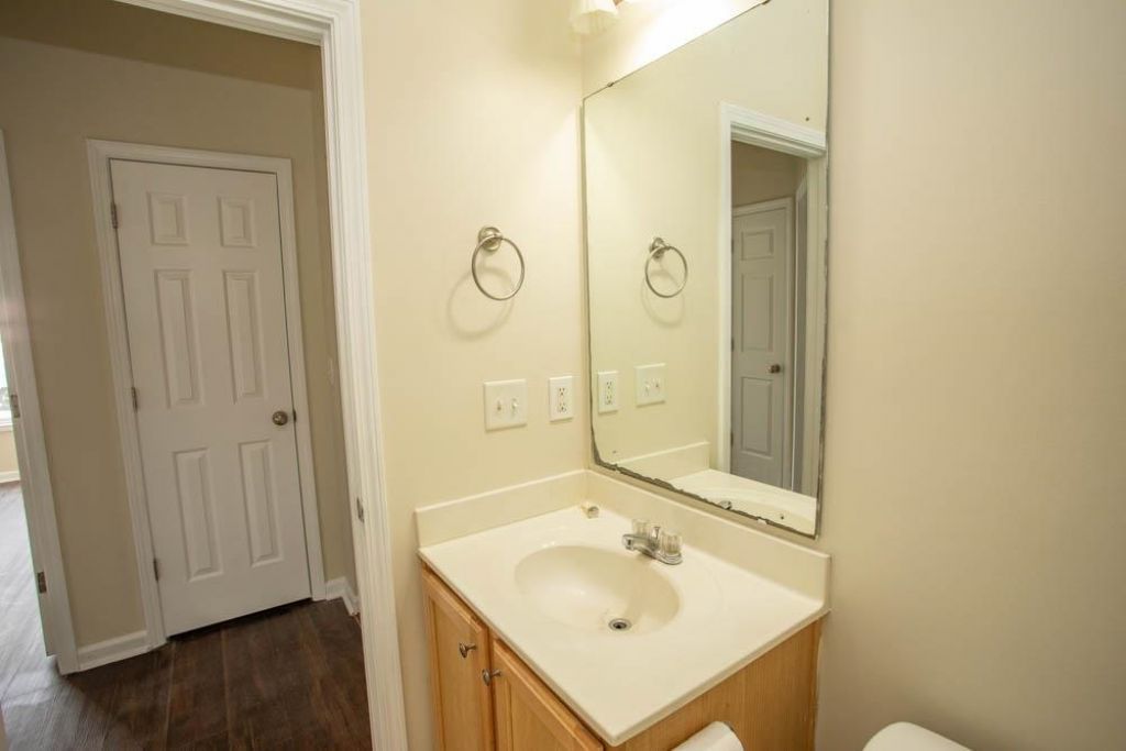 4693 Farm Lake Dr. Photo 31