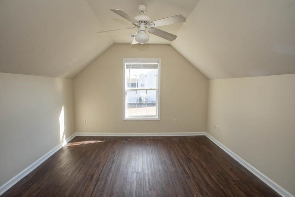 4693 Farm Lake Dr. Photo 33