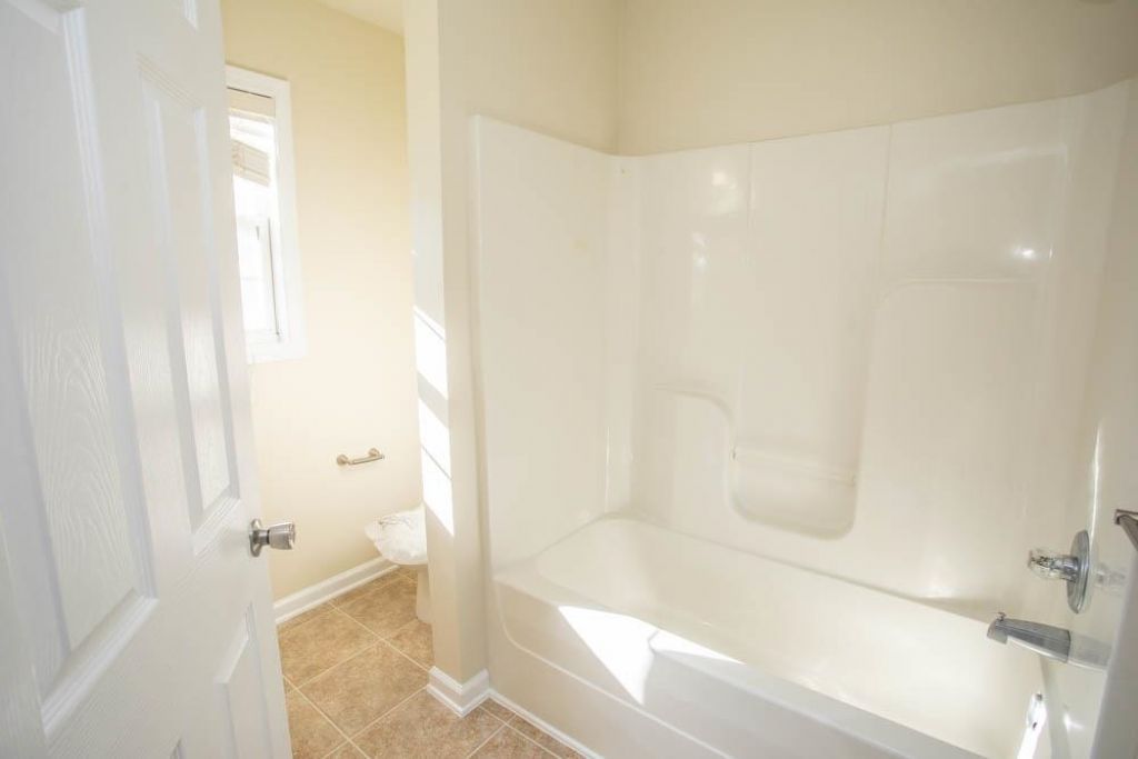 4693 Farm Lake Dr. Photo 36