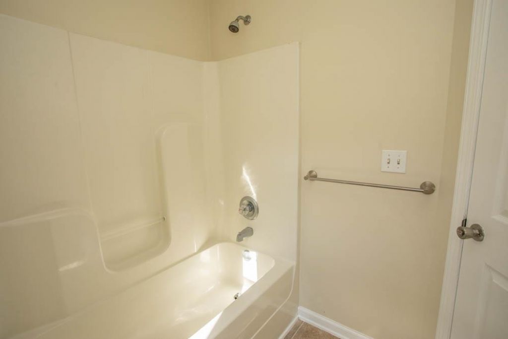 4693 Farm Lake Dr. Photo 38