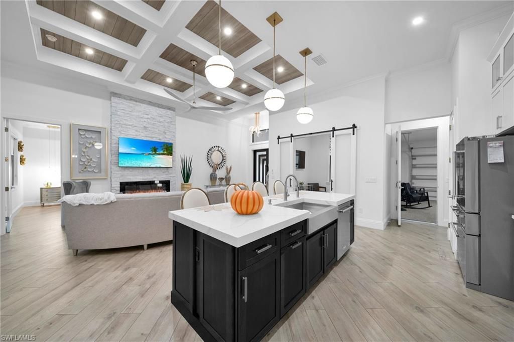 425 SE 15th St, Cape Coral, FL 33990 Photo