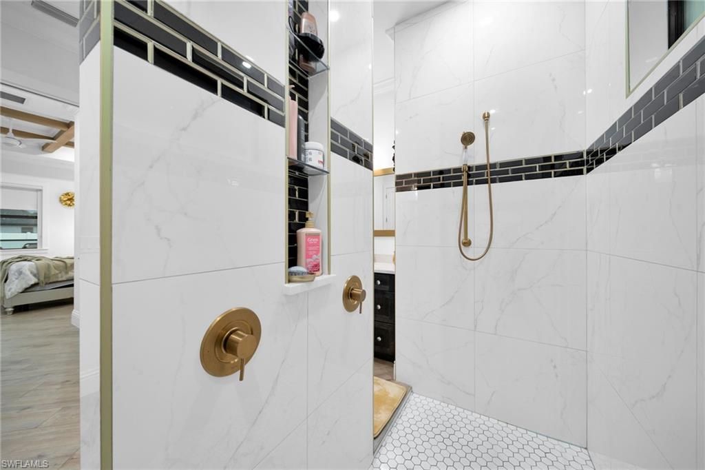 425 SE 15th St, Cape Coral, FL 33990 Photo