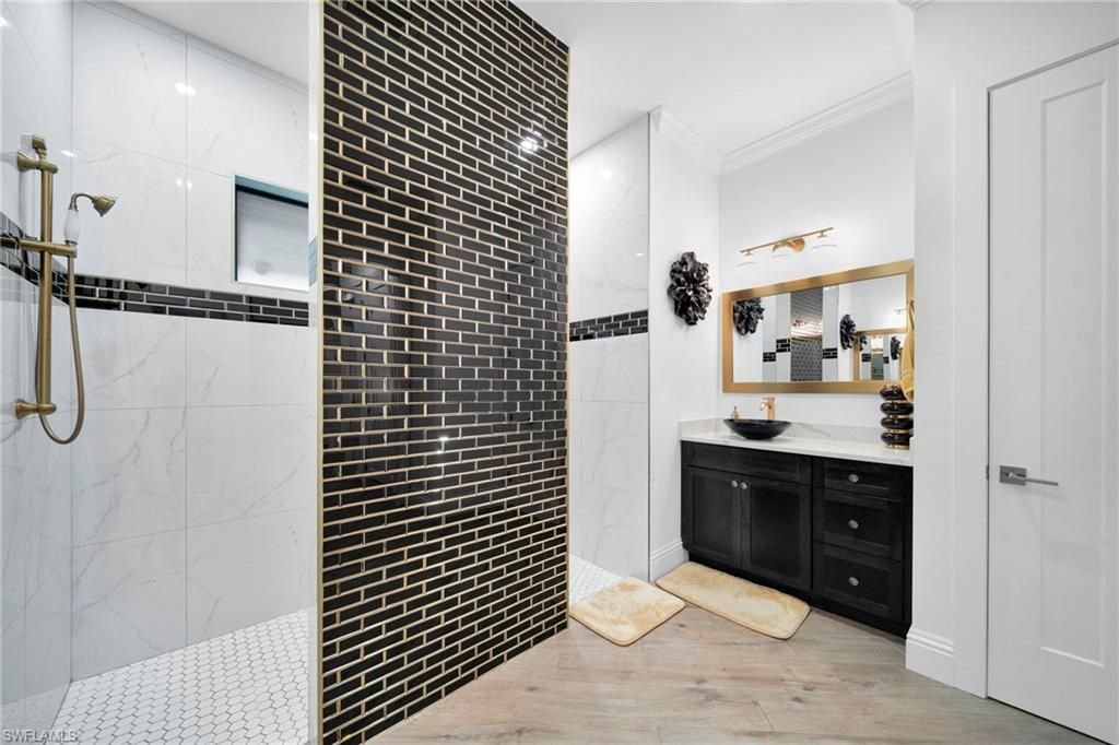 425 SE 15th St, Cape Coral, FL 33990 Photo