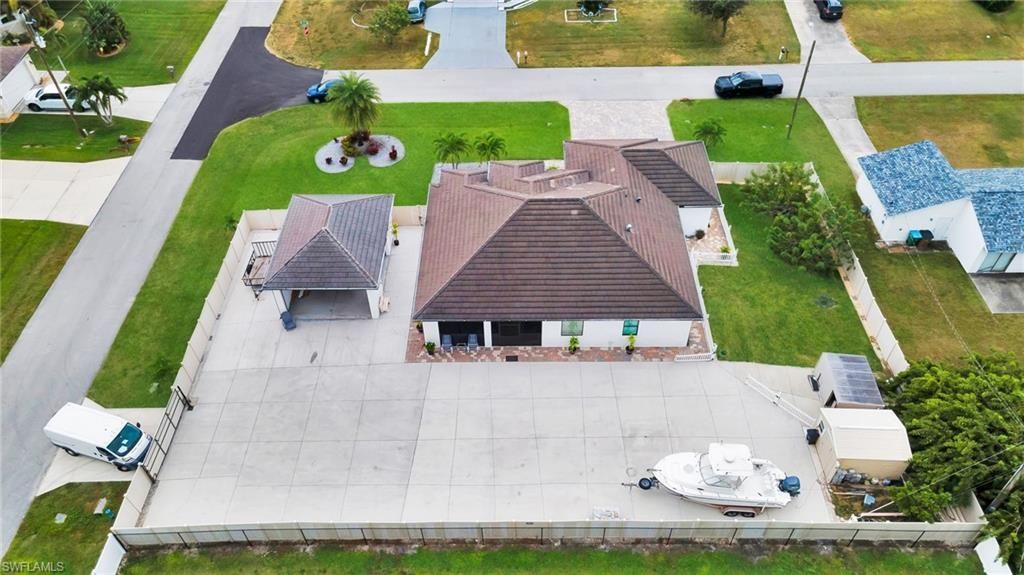 425 SE 15th St, Cape Coral, FL 33990 Photo