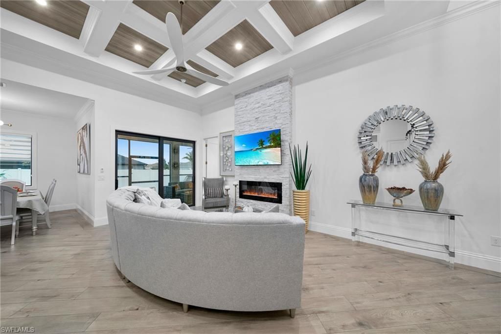 425 SE 15th St, Cape Coral, FL 33990 Photo