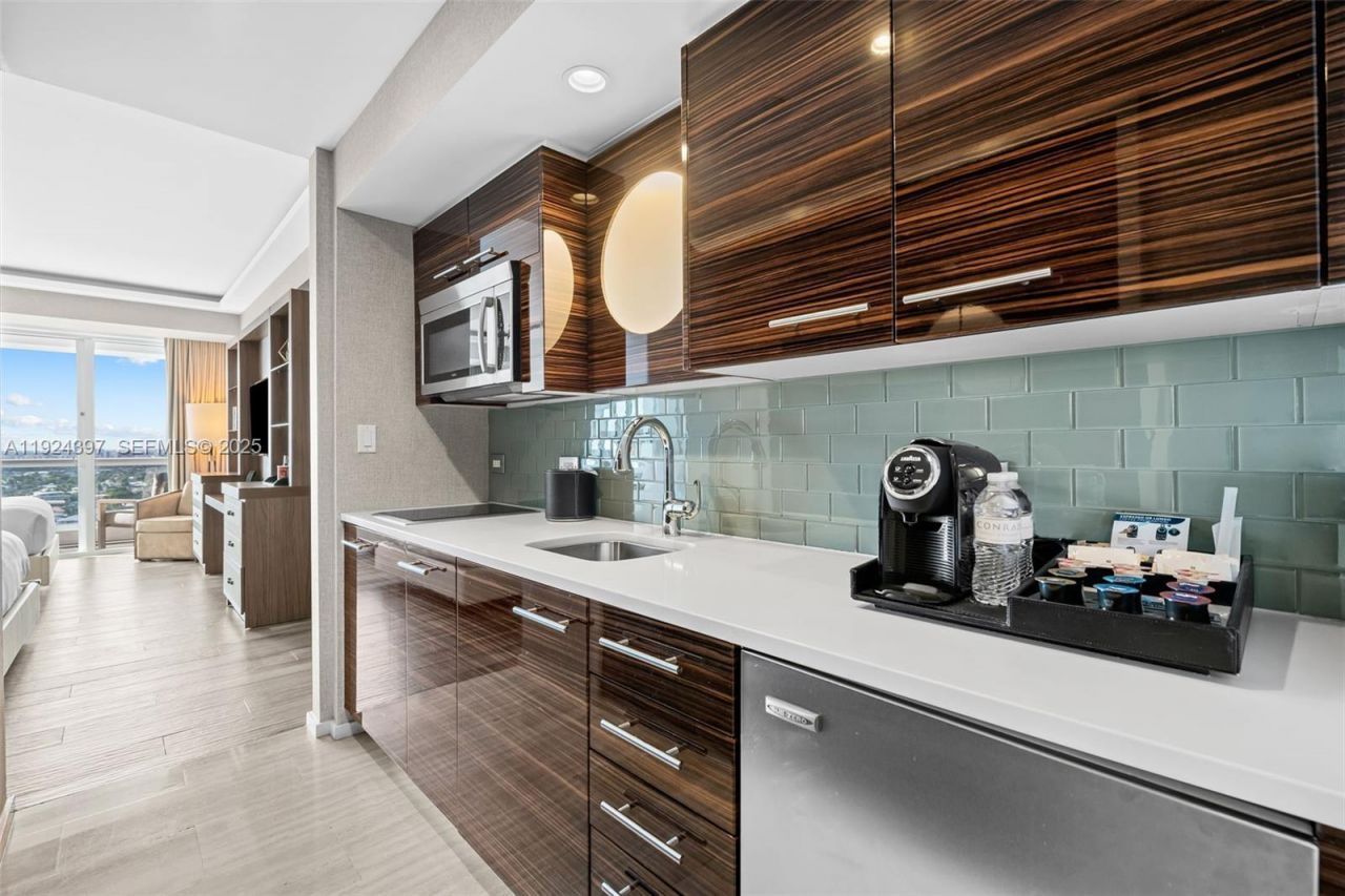 551 N Fort Lauderdale Beach Blvd, Unit R1904, Fort Lauderdale, FL 33304 Photo