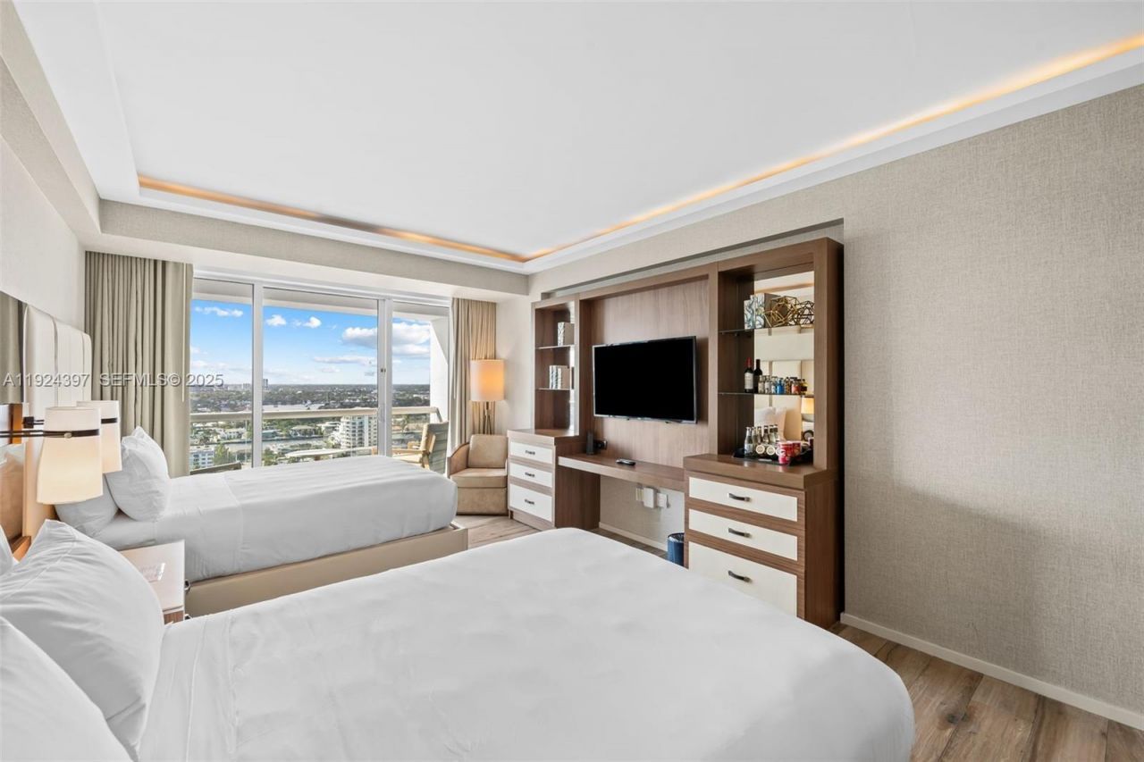 551 N Fort Lauderdale Beach Blvd, Unit R1904, Fort Lauderdale, FL 33304 Photo