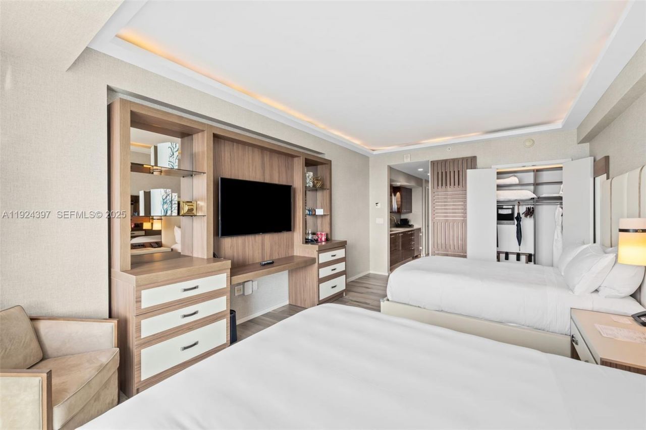 551 N Fort Lauderdale Beach Blvd, Unit R1904, Fort Lauderdale, FL 33304 Photo