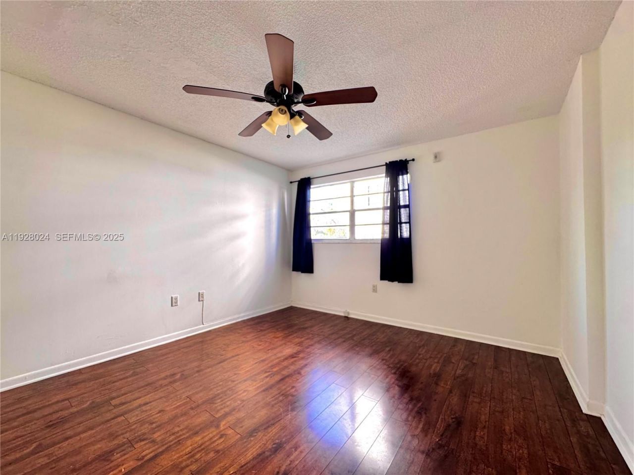 833 West Ave, Unit 302, Miami Beach, FL 33139 Photo