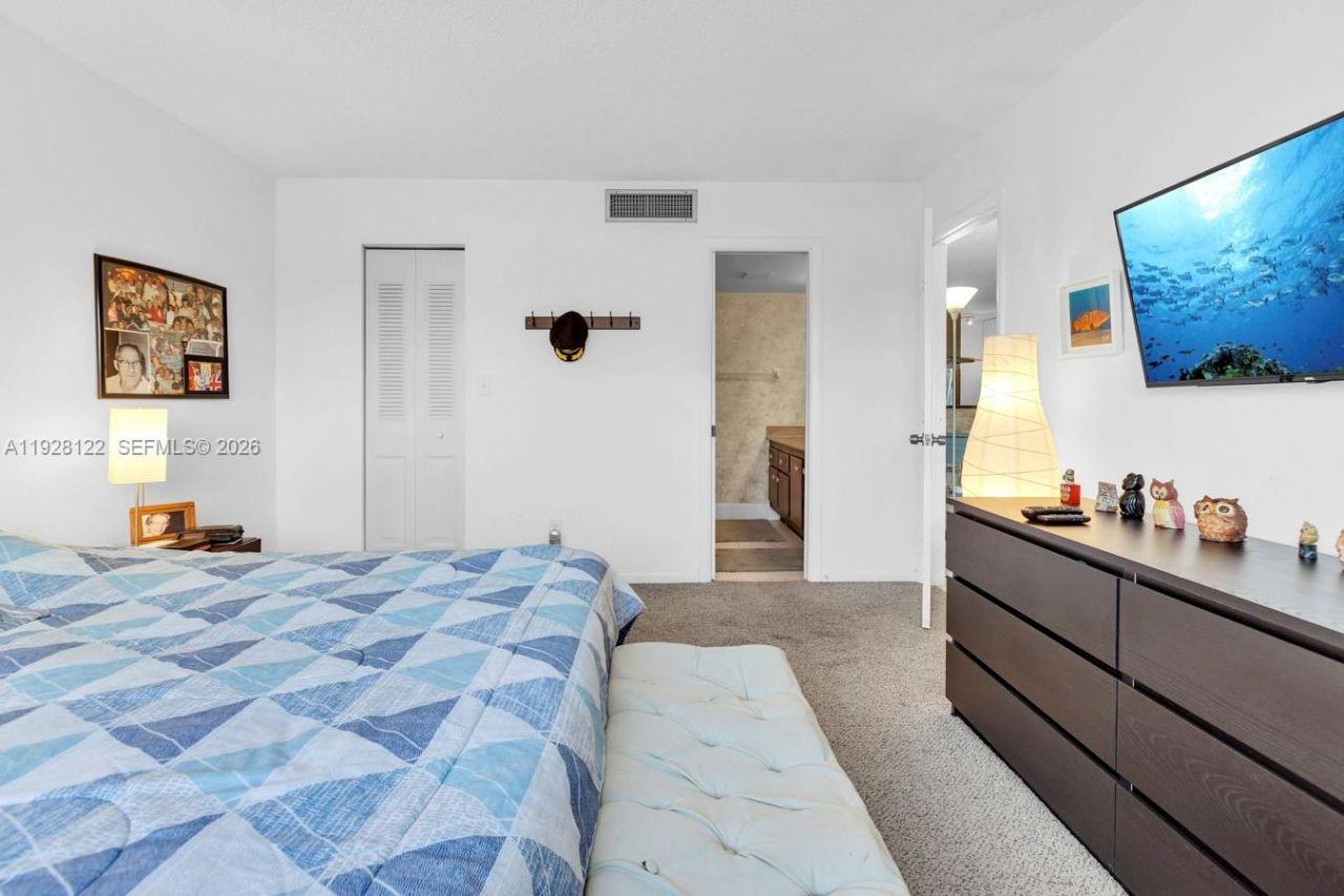 6071 NW 61st Ave, Unit 303, Tamarac, FL 33319 Photo