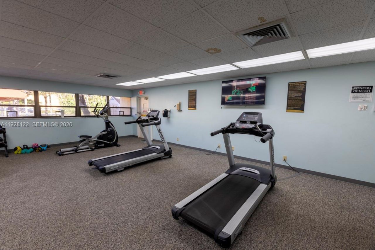 6071 NW 61st Ave, Unit 303, Tamarac, FL 33319 Photo