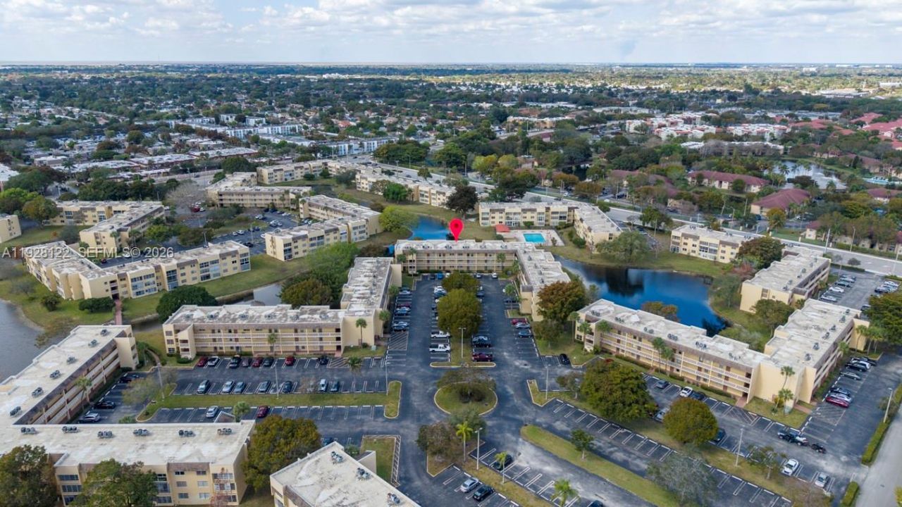 6071 NW 61st Ave, Unit 303, Tamarac, FL 33319 Photo