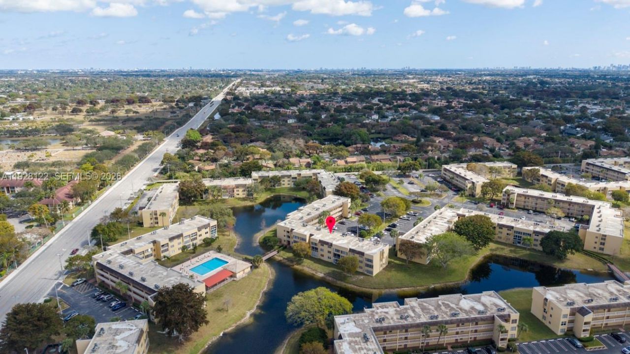 6071 NW 61st Ave, Unit 303, Tamarac, FL 33319 Photo