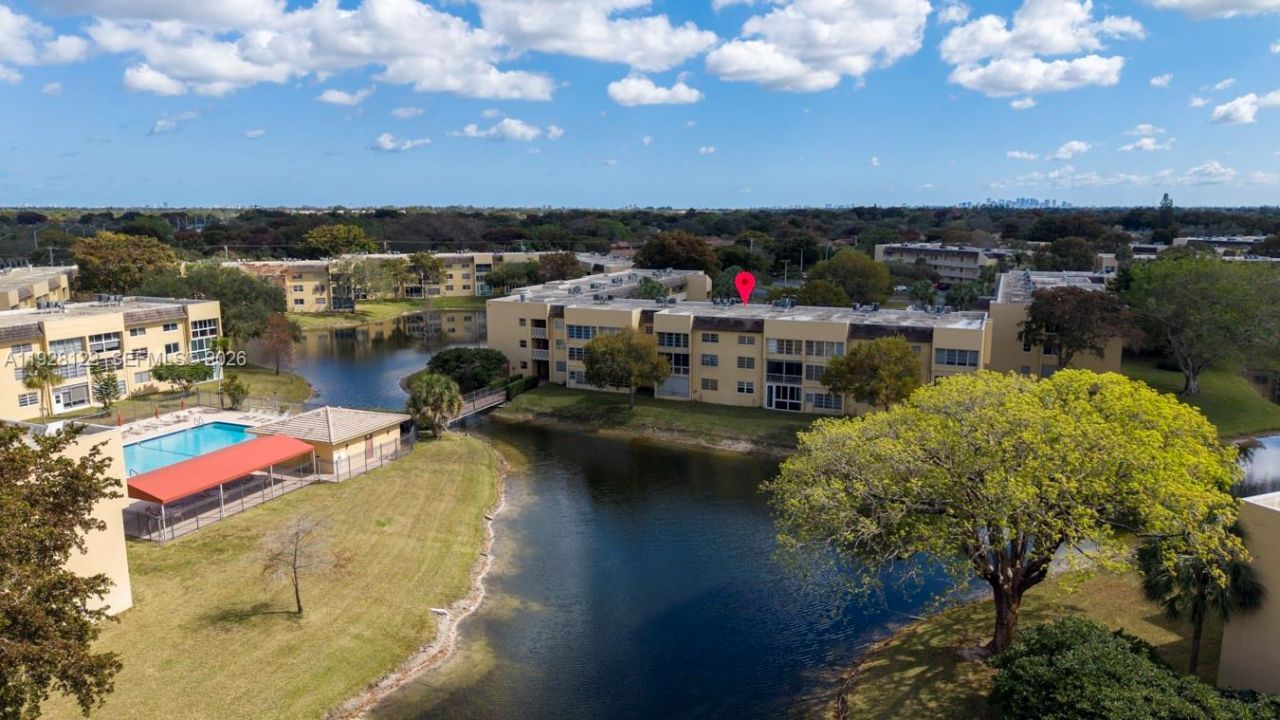 6071 NW 61st Ave, Unit 303, Tamarac, FL 33319 Photo