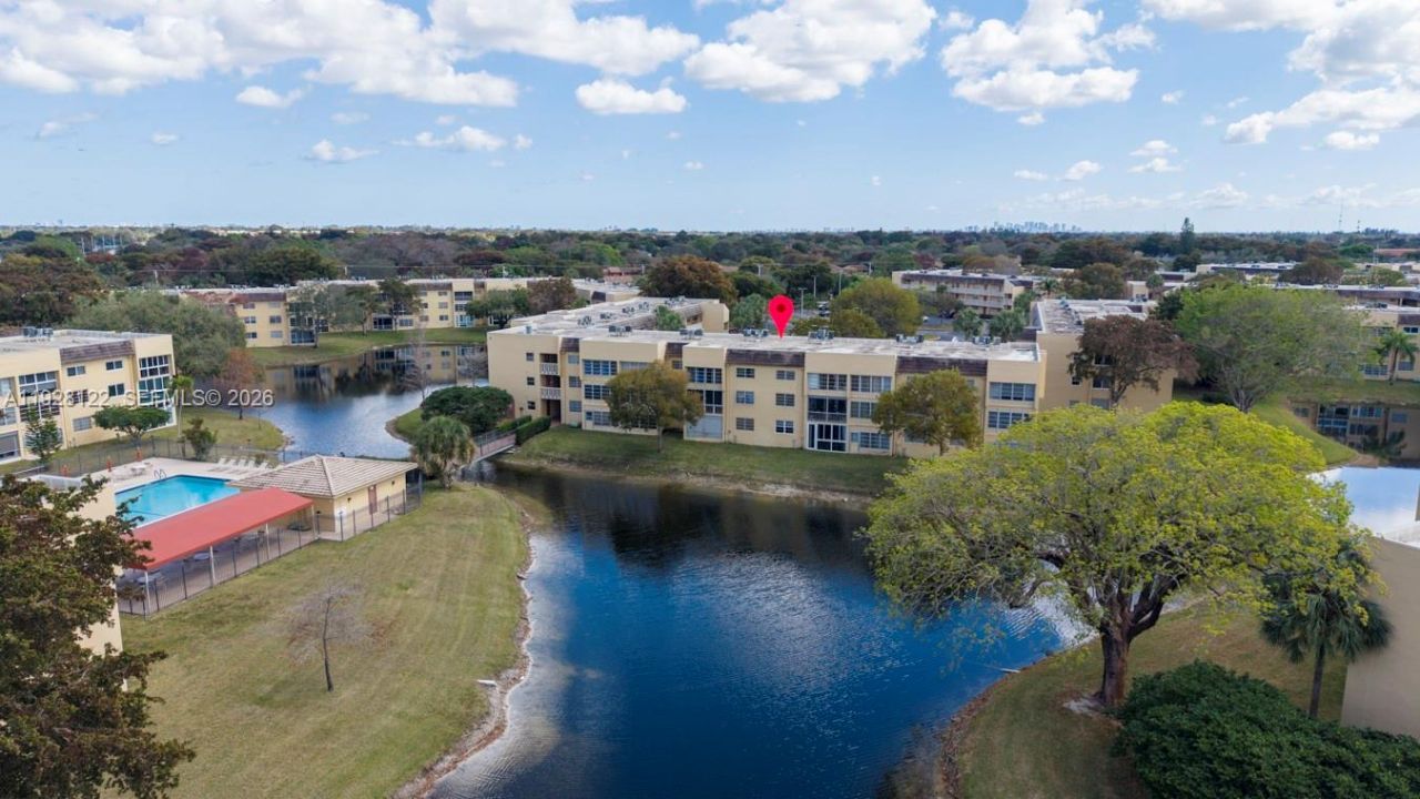 6071 NW 61st Ave, Unit 303, Tamarac, FL 33319 Photo