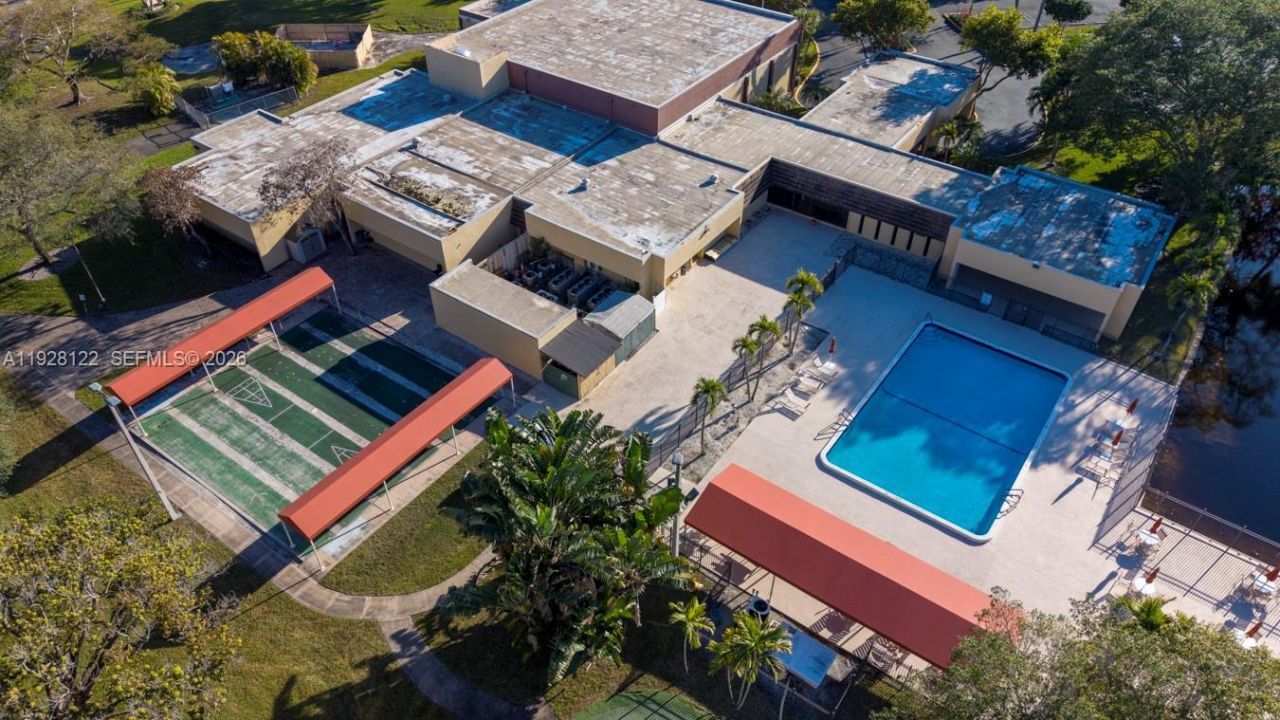 6071 NW 61st Ave, Unit 303, Tamarac, FL 33319 Photo