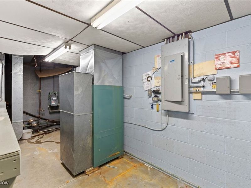 97 W 41st Street, Shadyside, OH 43947 Photo 26