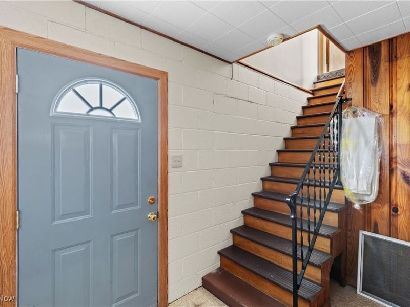 97 W 41st Street, Shadyside, OH 43947 Photo 6