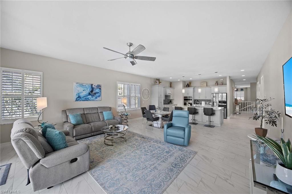 7781 Hawthorne Dr, Unit 3204, Naples, FL 34113 Photo