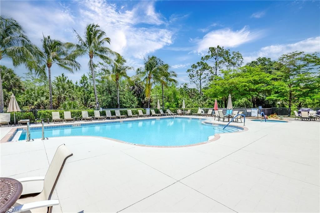 7781 Hawthorne Dr, Unit 3204, Naples, FL 34113 Photo