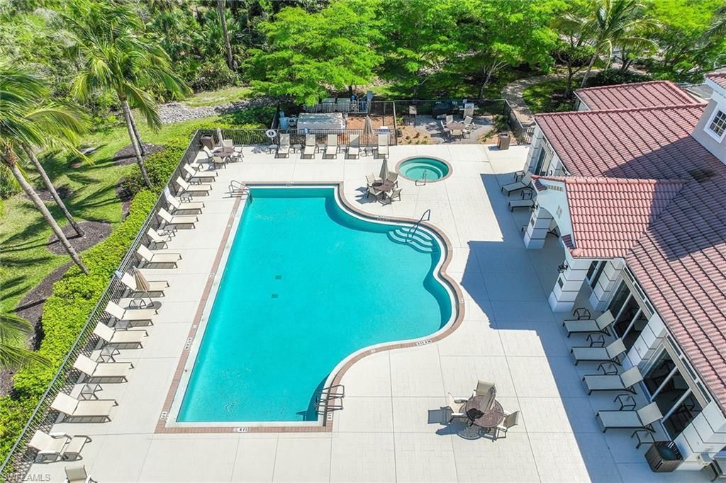 7781 Hawthorne Dr, Unit 3204, Naples, FL 34113 Photo