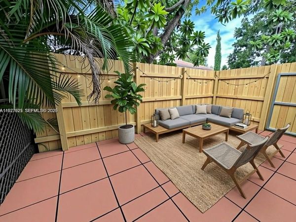 1020 NW 33rd Ave, Unit 1, Miami, FL 33125